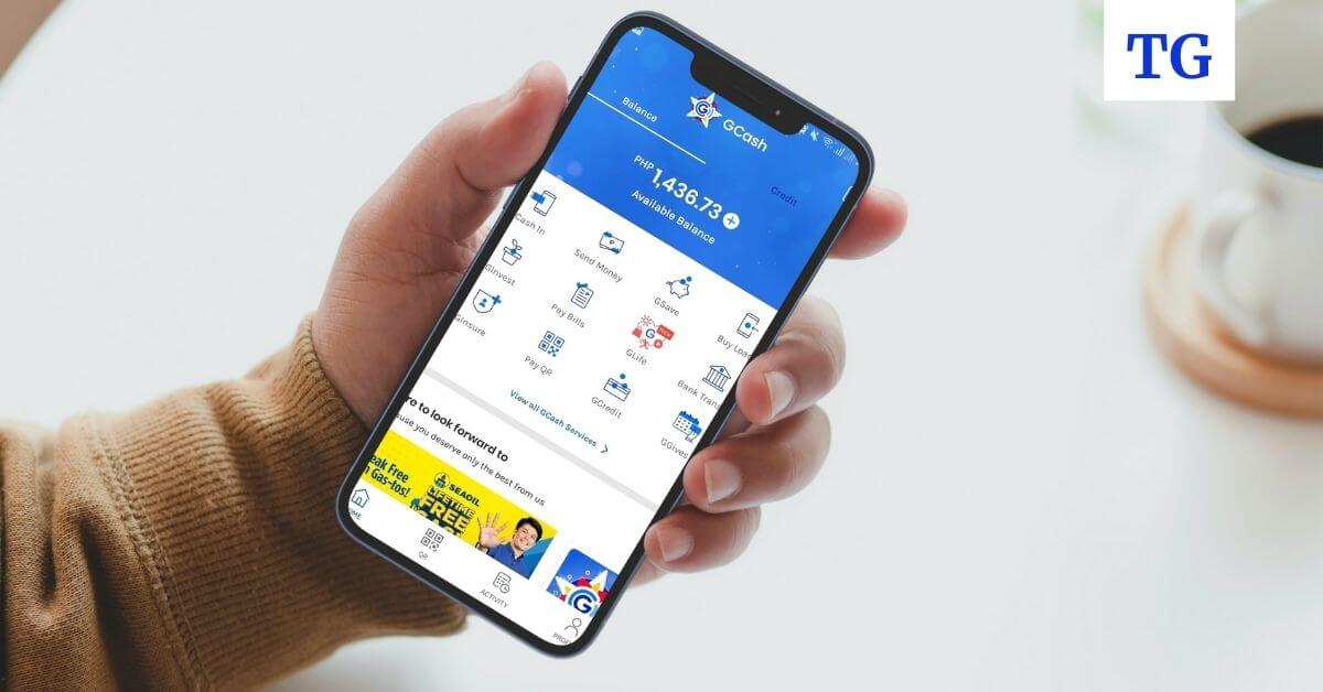 phone showing on how to earn money in gcash